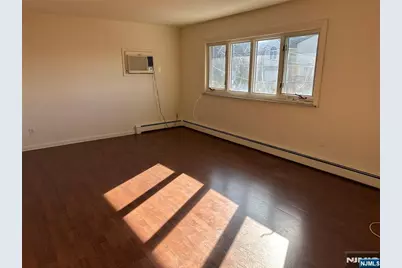 421 Elizabeth Street, Fort Lee, NJ 07024 - Photo 2