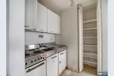 377 Harrison Street, East Orange, NJ 07018 - Photo 2