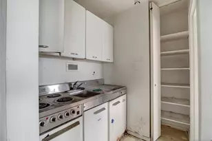 377 Harrison St, East Orange, NJ 07018 - Photo 2