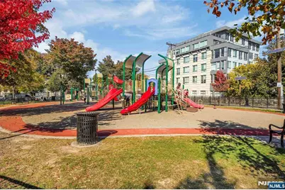 106 Griffith Street 106 #106, Jersey City, NJ 07307 - Photo 38