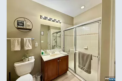 6409 Brookhaven Court, Riverdale, NJ 07457 - Photo 10