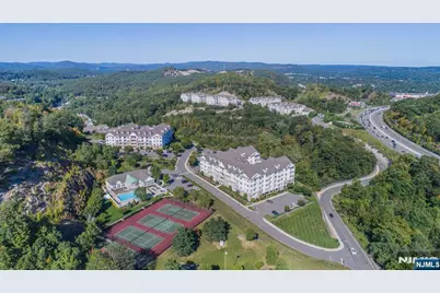 6409 Brookhaven Court, Riverdale, NJ 07457 - Photo 24