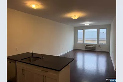 225 Walker Street 304 #304, Cliffside Park, NJ 07010 - Photo 4