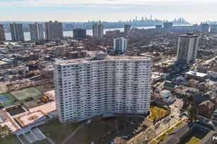 2000 Linwood Ave 14K, Fort Lee, NJ 07024 - Photo 2