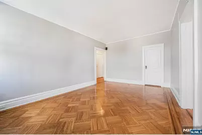 2 Washburn Place 306 #306, Caldwell, NJ 07006 - Photo 8