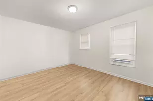 202 Devon St, Kearny, NJ 07032 - Photo 16