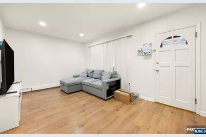 202 Devon Street, Kearny, NJ 07032 - Photo 2