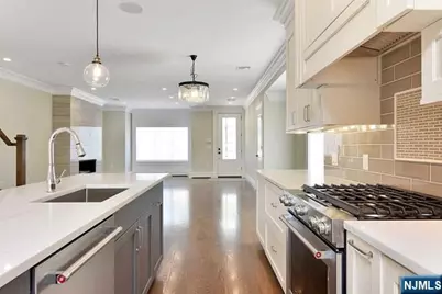 269 9th Street C #C, Palisades Park, NJ 07650 - Photo 10