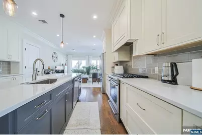 269 9th Street C #C, Palisades Park, NJ 07650 - Photo 12