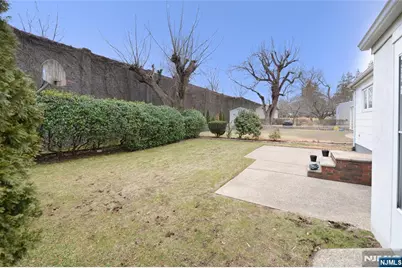 44 Jasper Avenue, Teaneck Township, NJ 07666 - Photo 22