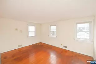 44 Jasper Ave, Teaneck Township, NJ 07666 - Photo 14