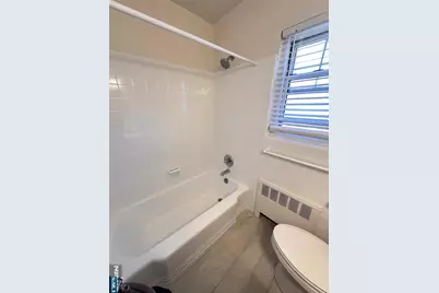 241 W Passaic 12B #12B, Rochelle Park Township, NJ 07662 - Photo 16
