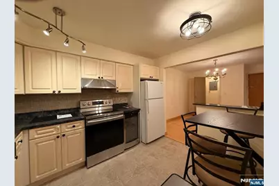 468 Liberty Street 201 #201, Little Ferry, NJ 07643 - Photo 10