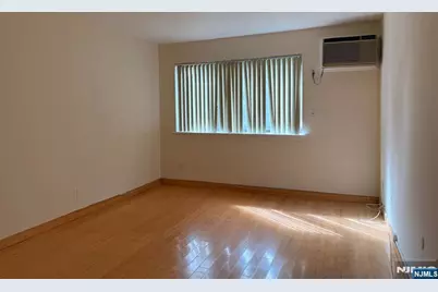 468 Liberty Street 201 #201, Little Ferry, NJ 07643 - Photo 12