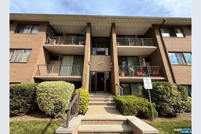 468 Liberty Street 201 #201, Little Ferry, NJ 07643 - Photo 2