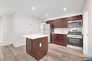 561 Broad, Carlstadt, NJ 07072 - Photo 8