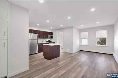 561 Broad, Carlstadt, NJ 07072 - Photo 10