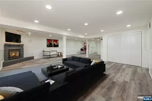 55 Alvin Sloan Ave, Washington Township, NJ 07882 - Photo 20