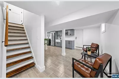 301 New Bridge Road, Bergenfield, NJ 07621 - Photo 20