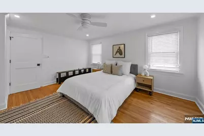 301 New Bridge Road, Bergenfield, NJ 07621 - Photo 14