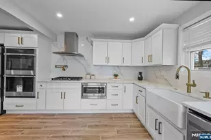 301 New Bridge Rd, Bergenfield, NJ 07621 - Photo 4
