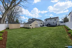 301 New Bridge Rd, Bergenfield, NJ 07621 - Photo 26