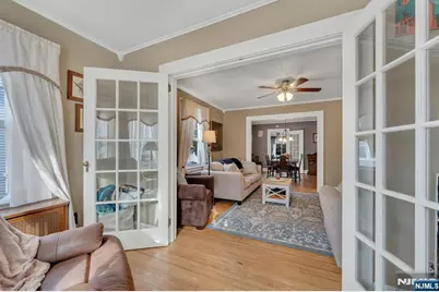 631 6th Avenue, Lyndhurst Township, NJ 07071 - Photo 8