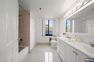 100 Old Palisade Road 1902, Fort Lee, NJ 07024 - Photo 12