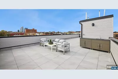 134 Hancock 3 #3, Jersey City, NJ 07307 - Photo 16