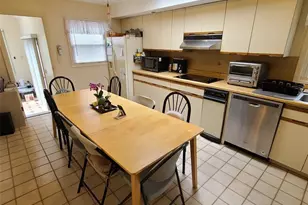 792 Kingsland Ave, Ridgefield, NJ 07657 - Photo 10