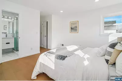 127 Village Circle, Paramus, NJ 07652 - Photo 24