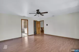 394 Lawton Ave A, Cliffside Park, NJ 07010 - Photo 16