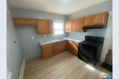 133 Willowdale Avenue, Montclair, NJ 07042 - Photo 16