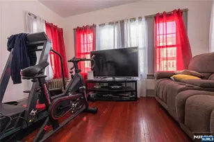 10 Glennon Pl, West Orange Township, NJ 07052 - Photo 8