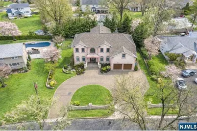 172 Briarheath Lane, Clark Township, NJ 07066 - Photo 34