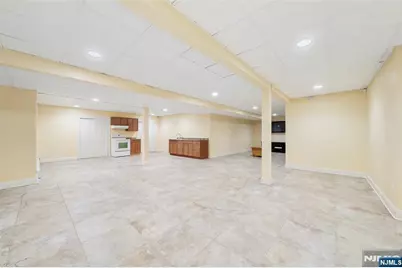 172 Briarheath Lane, Clark Township, NJ 07066 - Photo 26