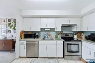 320 Anderson Ave 1B, Fairview, NJ 07022 - Photo 10