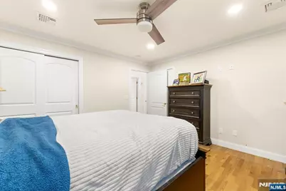 385A Roosevelt, Fairview, NJ 07022 - Photo 32