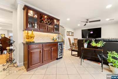 385A Roosevelt, Fairview, NJ 07022 - Photo 18