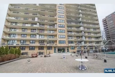 285 Aycrigg Avenue 22D #22D, Passaic, NJ 07055 - Photo 28