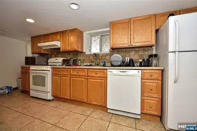 423 8th Street, Fairview, NJ 07022 - Photo 10