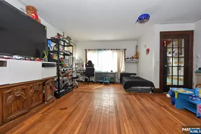 423 8th Street, Fairview, NJ 07022 - Photo 16