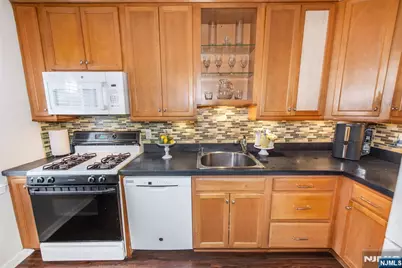 152 Belleville Avenue 1 #1, Bloomfield, NJ 07003 - Photo 12