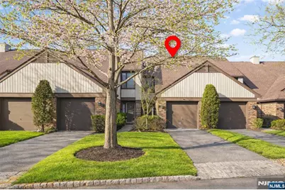 24 Meadowview Court, Leonia, NJ 07605 - Photo 1