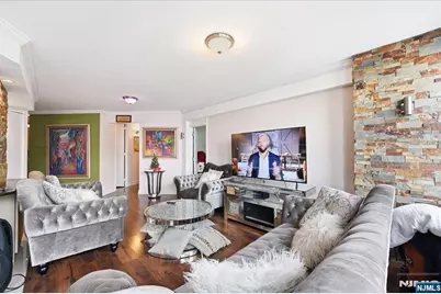 7004 Boulevard East 8C #8C, Guttenberg, NJ 07093 - Photo 2