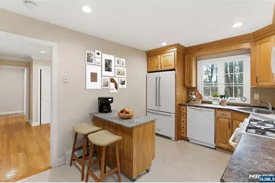 72 Prospect Street 1 #1, Paramus, NJ 07652 - Photo 8