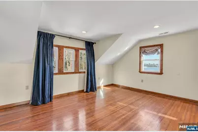 9 Old Wood Road, Edgewater, NJ 07020 - Photo 10