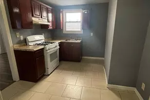 792 S 15th Street 2, Newark, NJ 07108 - Photo 8