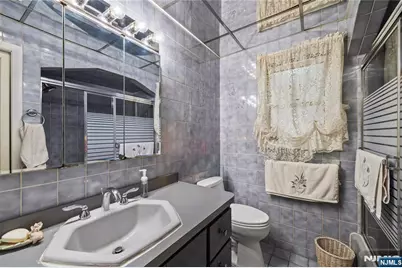 15 Inwood Street, Clifton, NJ 07011 - Photo 10