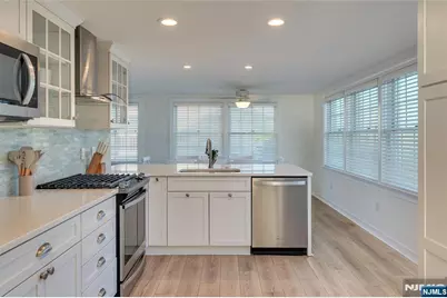 4006 Shore Drive, Cape May, NJ 08251 - Photo 10